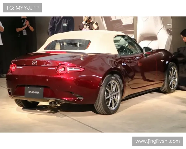 12万买台10年车龄的马自达MX-5,朋友:为啥不买TT 12万买台10年车龄的马自达MX-5,朋友:为啥不买TT